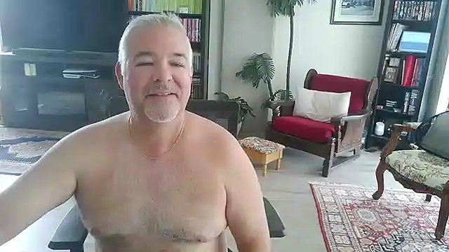 aarosteev2 online show from June 15, 4:32 pm