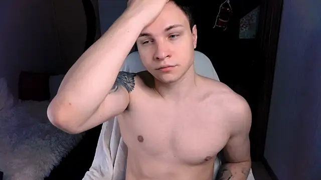 handsome guy01 online show from December 25, 3:08 am