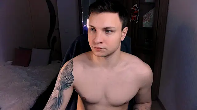 handsome guy01 online show from December 17, 1:50 am