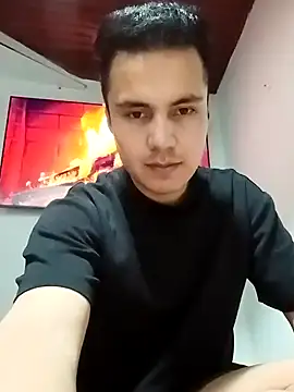 Axel11Luna online show from April 8, 7:52 am