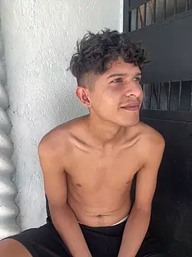 LiamGadiell online show from March 6, 7:11 pm