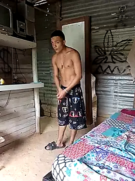 tayson  online show from January 31, 6:25 pm