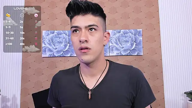 Ryan Clark  online show from December 3, 12:49 pm