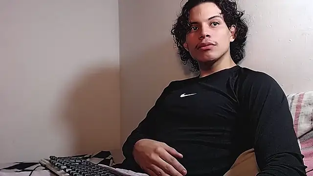 lax777  online show from April 21, 5:57 am