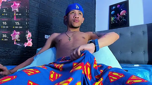 Romancartier 1 online show from January 10, 6:07 am