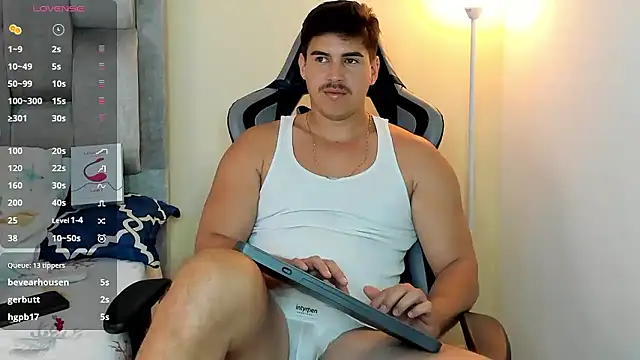 victor vixen online show from January 7, 10:15 pm