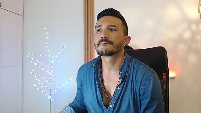 Reiko 85  online show from January 5, 5:27 pm