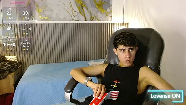 Dyla n18 online show from November 9, 8:35 pm