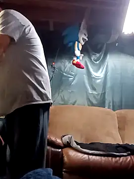 Whipit323 online show from March 6, 12:18 am