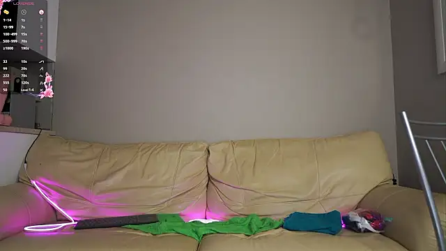 Alex xxx online show from March 12, 7:43 pm