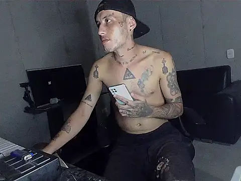 patrik tattoo  online show from February 9, 5:56 am