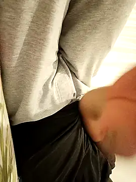 akrep071507 online show from December 2, 11:16 pm