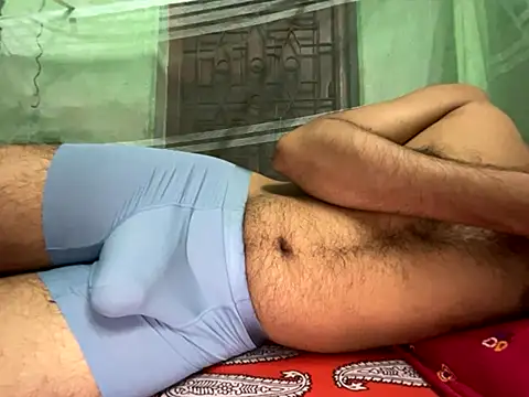 Snapshot of MyBigDick100@xh chatting on October 12, 12:04 am MyBigDick100xh online show from October 12, 12:04 am