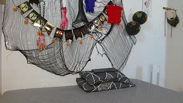 fetish padrino online show from October 3, 2:00 pm