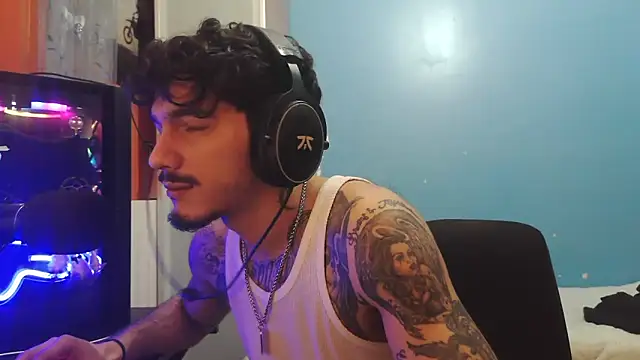 Badboyi1997 online show from March 6, 5:10 pm