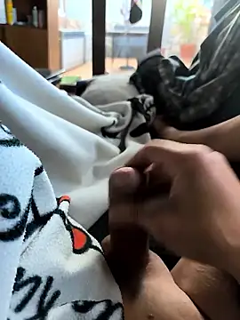 mirrowhot online show from January 18, 4:09 pm