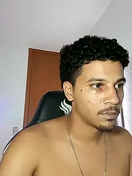 Snapshot of gugao666 chatting on December 13, 2:21 am gugao666 online show from December 13, 2:21 am