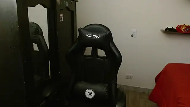 kv   xxx  online show from November 30, 10:23 pm