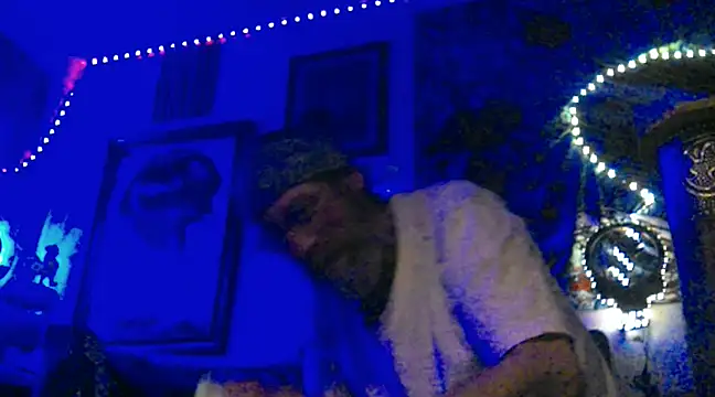 Undercover Pornstar online show from December 7, 10:34 am