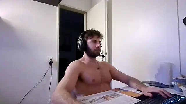 alpha-hunk online show from January 14, 4:11 pm