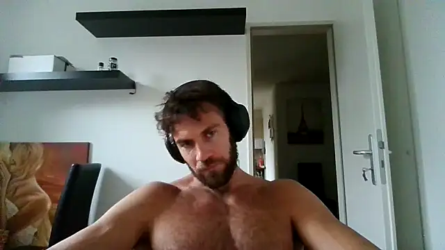 alpha-hunk online show from October 13, 3:18 pm