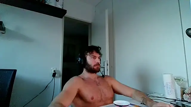 alpha-hunk online show from January 13, 3:49 pm