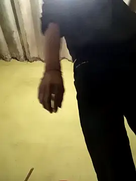 dani07- online show from March 17, 5:15 pm