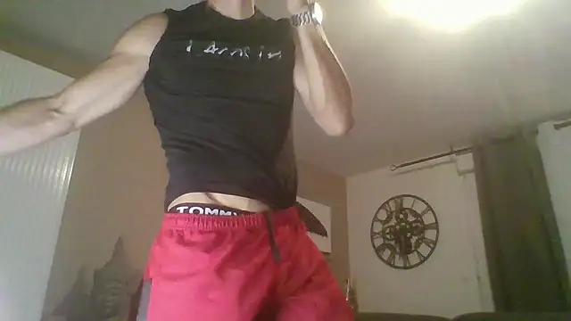 Snapshot of ApollonFit_x69 chatting on October 3, 5:45 am ApollonFit x69 online show from October 3, 5:45 am