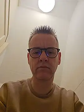 Hectorthyssen1 online show from February 16, 10:46 am