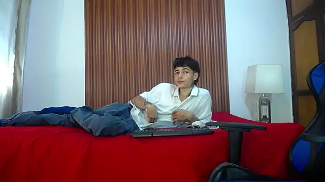 Zacktk7 online show from December 7, 4:14 pm