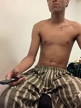 Ryan-hot online show from March 30, 6:53 pm