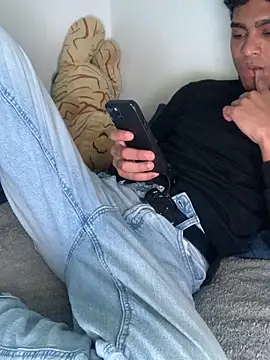 Ryan-hot online show from October 30, 12:13 am