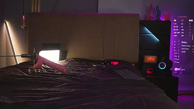 samuel boy tatoo online show from December 4, 5:47 am