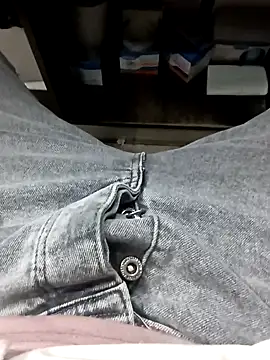 Steve98768 online show from December 10, 3:55 pm