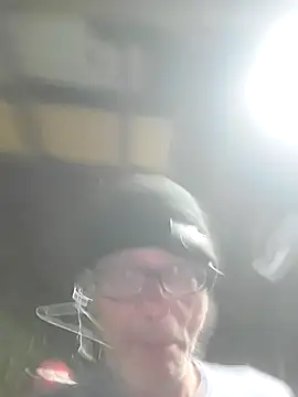 glenjamin81 online show from June 22, 8:53 am