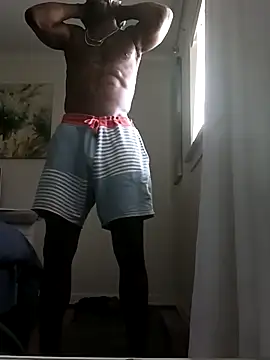 Melaneighted online show from April 6, 3:57 pm