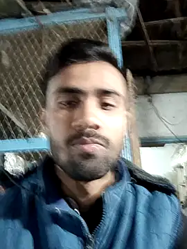 Snapshot of Skinny_Bigass_23 chatting on January 16, 12:53 pm Skinny Bigass 23 online show from January 16, 12:53 pm