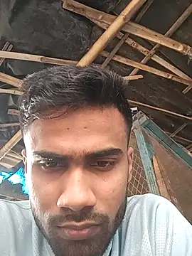 Snapshot of Skinny_Bigass_23 chatting on February 20, 8:39 am Skinny Bigass 23 online show from February 20, 8:39 am