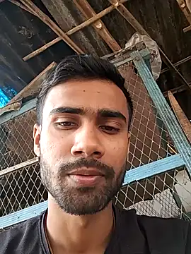 Snapshot of Skinny_Bigass_23 chatting on January 10, 7:46 am Skinny Bigass 23 online show from January 10, 7:46 am