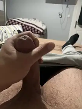 hot man eray online show from March 5, 7:50 pm