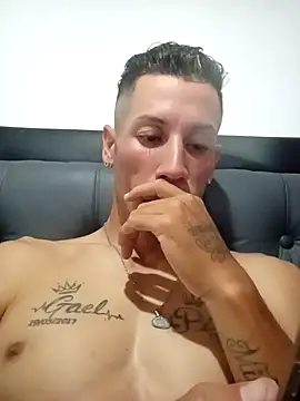 FlacoDani online show from March 20, 11:58 am