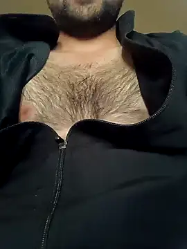 Snapshot of smartboy010101 chatting on February 9, 8:11 am smartboy010101 online show from February 9, 8:11 am