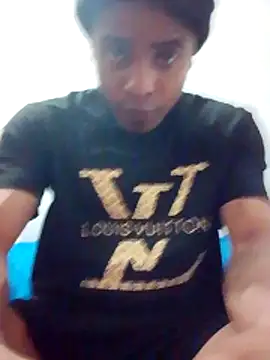 Snapshot of Bigote_Big0357 chatting on October 23, 3:10 am Bigote Big0357 online show from October 23, 3:10 am