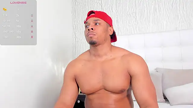 Jacub Micke1 online show from April 28, 10:36 pm