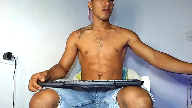 maximo vega newv online show from March 26, 12:04 am