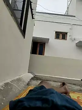 Snapshot of raamcxy chatting on December 11, 9:32 am raamcxy online show from December 11, 9:32 am