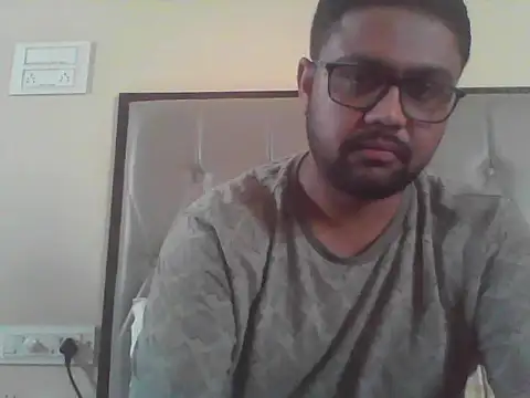 SexyyMotaLund57 online show from July 10, 6:06 am
