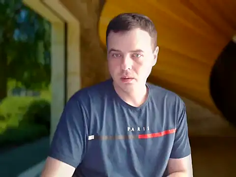 CuteMan33 online show from August 3, 1:50 pm