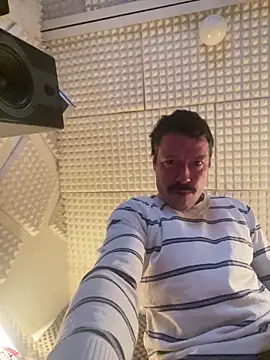 zenzero87 online show from March 7, 3:59 am