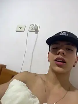 Flynn Riider online show from February 23, 5:57 pm